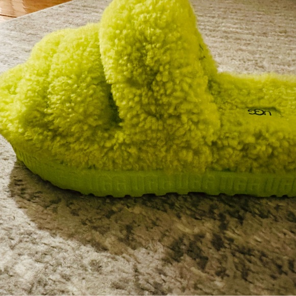 Ugg Slippers - Picture 2 of 5
